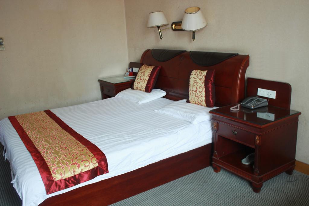 Taizhou Taishan Business Hotel Ruang foto